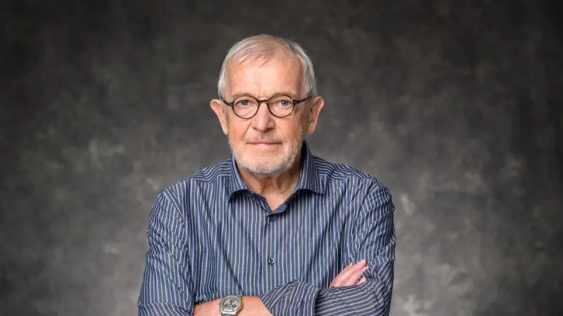 "En esta época del año siempre me sentía miserable", dice ganador del Nobel de física, Francis Halzen