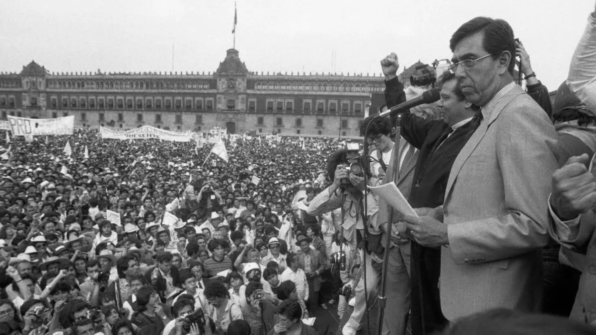 'Cuauhtémoc Cárdenas, fundamental en transición democrática de México': Peña Nieto