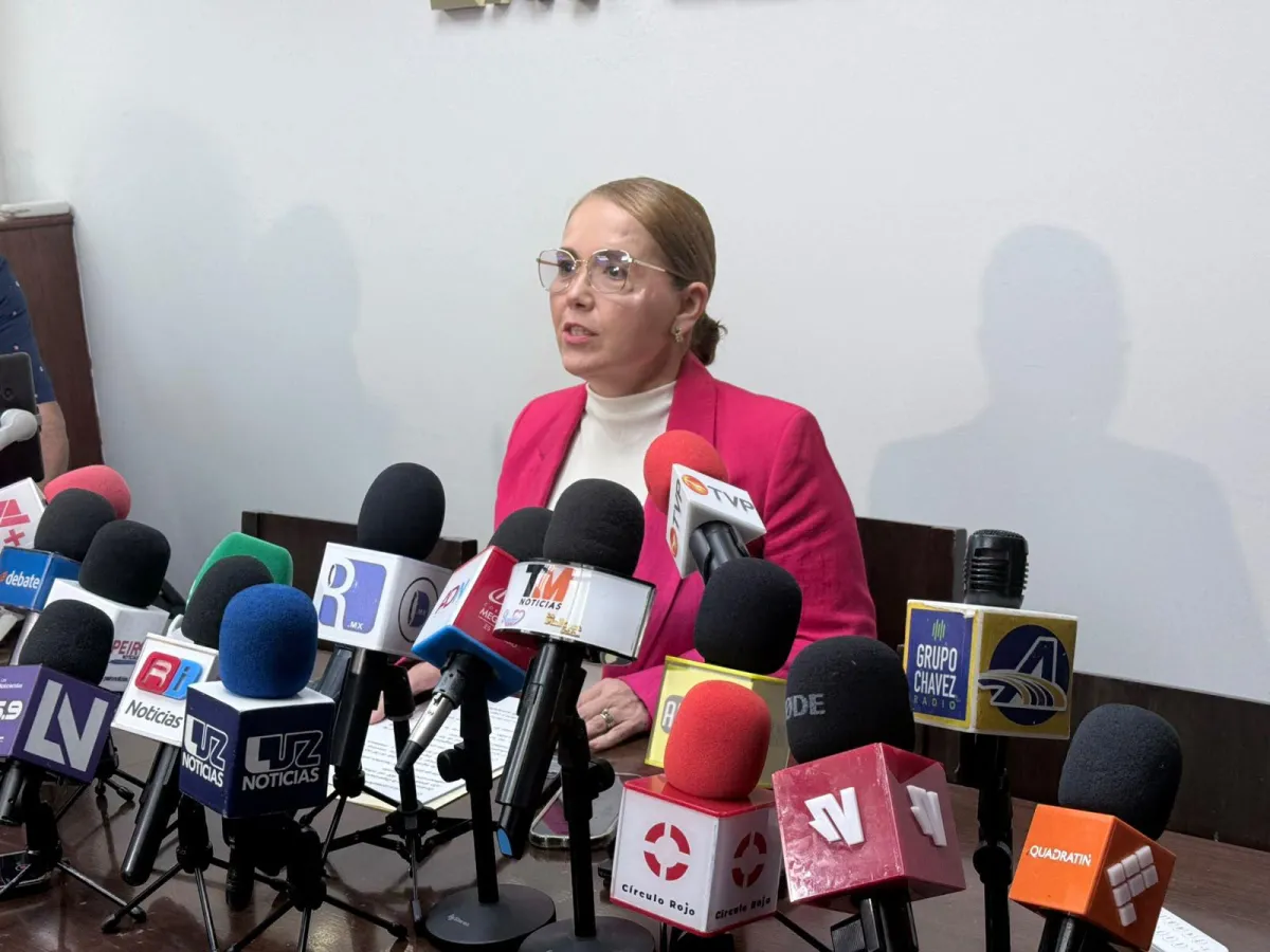 Movimiento Ciudadano irá solo en 2027; Elizabeth Montoya busca la alcaldía de Culiacán