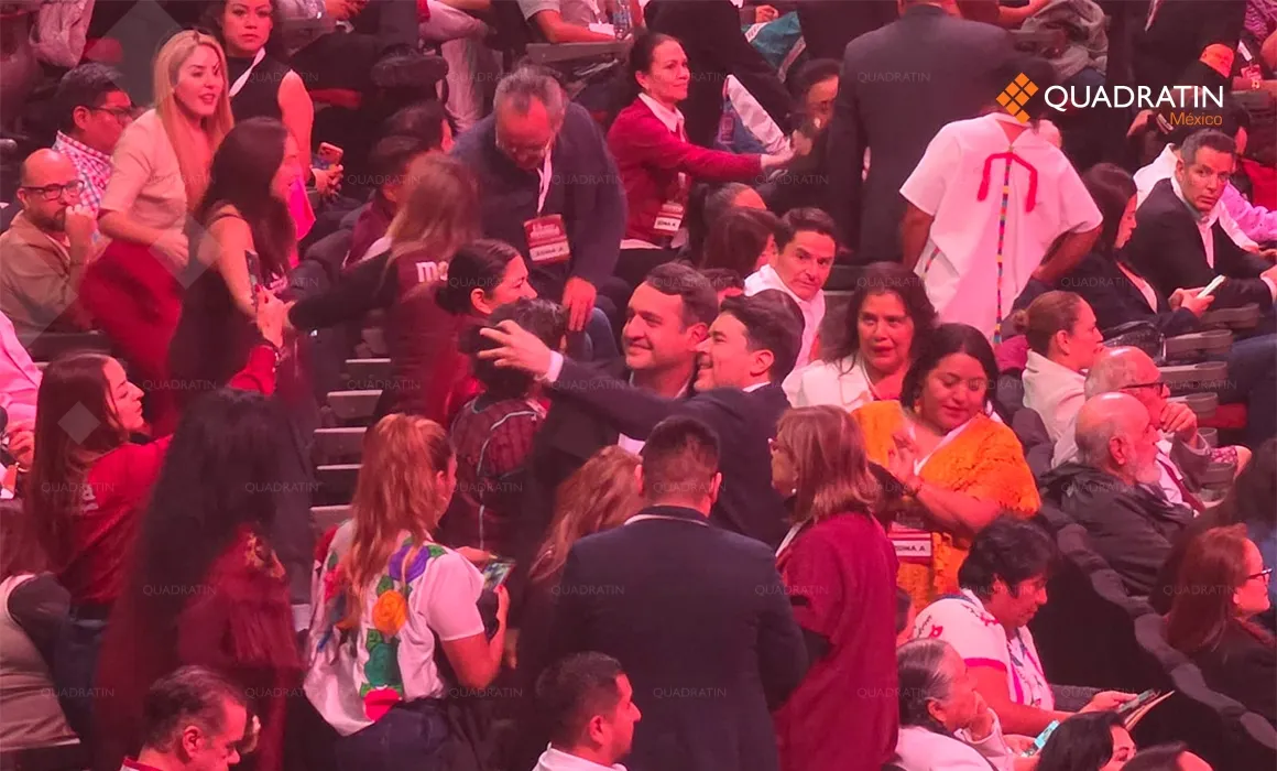 ¡No estás solo!, arropan a Andy López Beltrán en 15 años de Morena