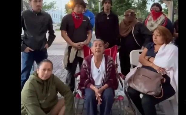 Doña Josefina asegura que continuará su protesta en Mérida