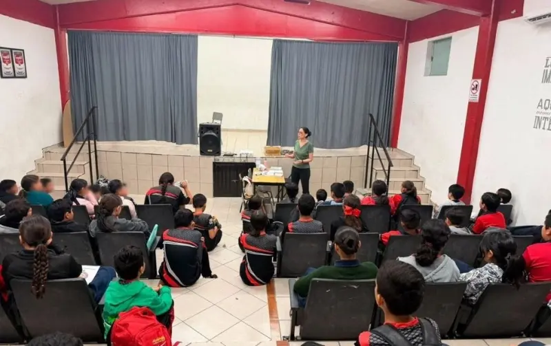 Realizan Semana Municipal de la Salud Mental en la secundaria 3086