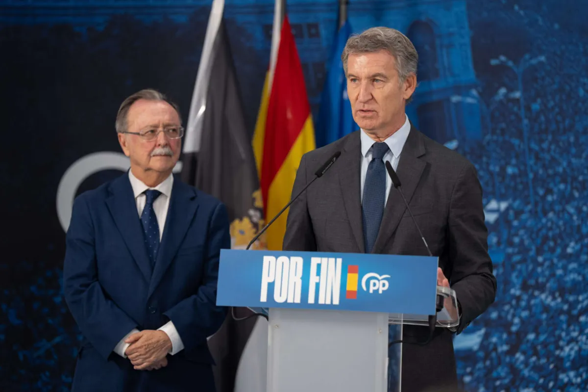 Feijóo abona las dudas del PP sobre el voto por correo y González replica: “yo confío en el sistema”