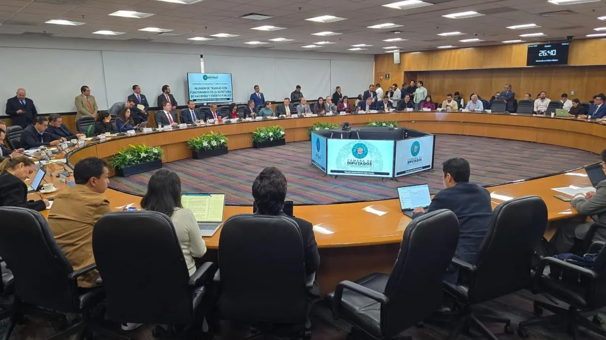 Empresas con mayores adeudos fiscales presentan hasta 10% de facturas falsas