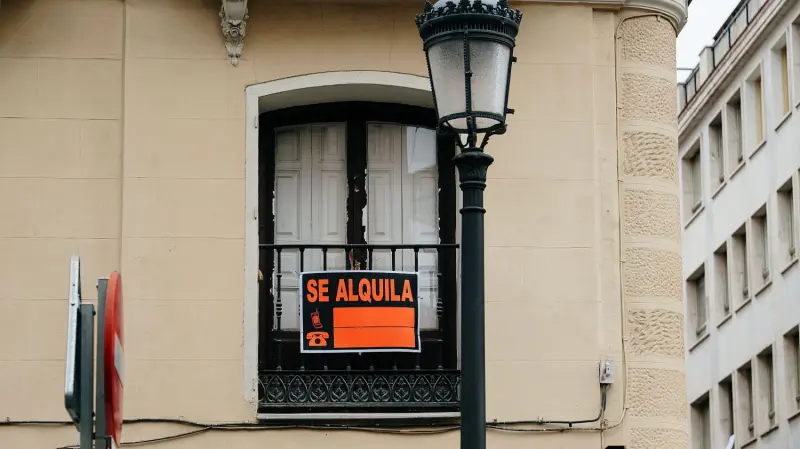 La letra pequeña de los dos años extra de alquiler que afecta millones de contratos