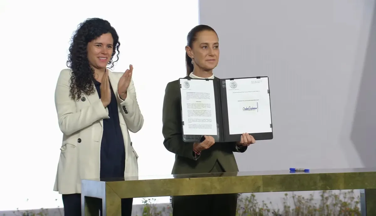 Redes deberán verificar la edad y activar filtros para menores: Sheinbaum