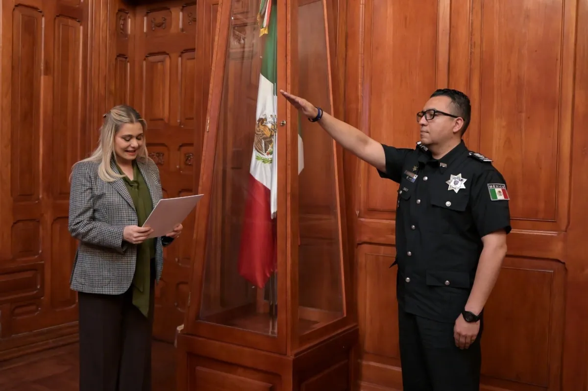 María Eugenia Campos Galván toma protesta a Luis Aguirre como nuevo secretario de Seguridad Pública del Estado (SSPE)