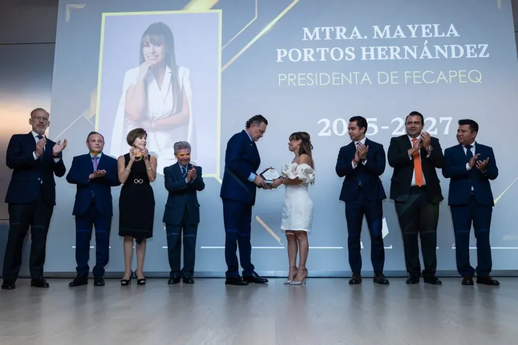 FECAPEQ celebra 43 años y refrenda compromiso de profesionistas con Querétaro