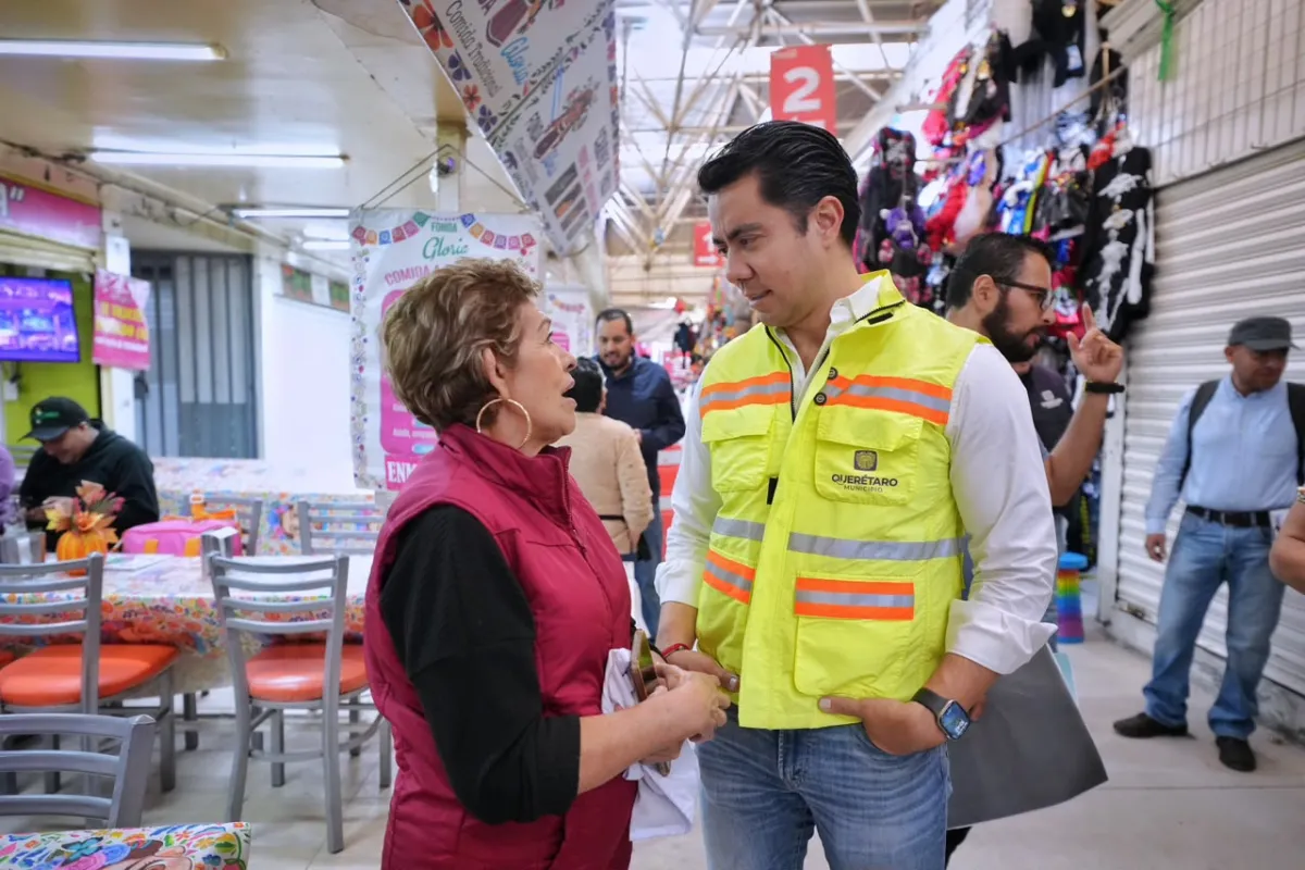 Felifer Macías transforma el mercado Escobedo, tras años de espera