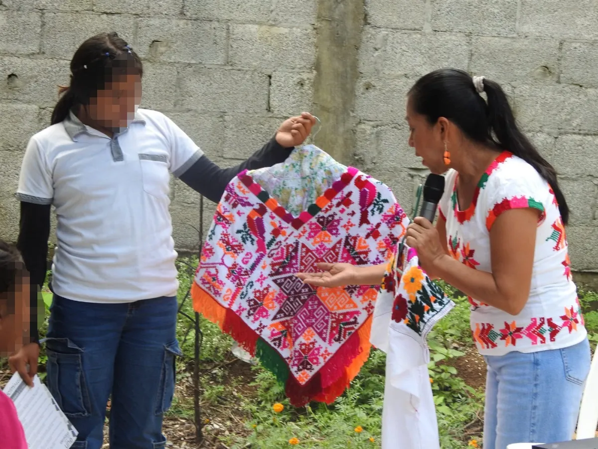 Imparten talleres sobre cultura indígena en Aquismón y Matlapa