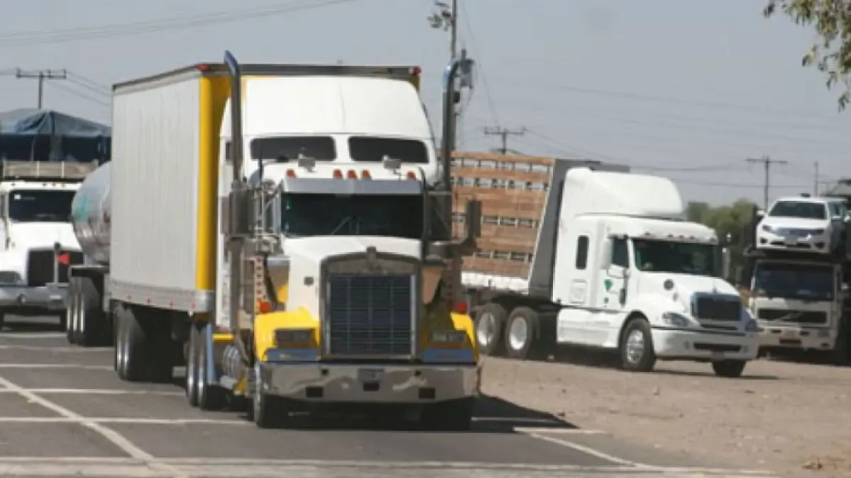 Ante paro nacional de transportistas, Concamin llama al diálogo para evitar afectaciones