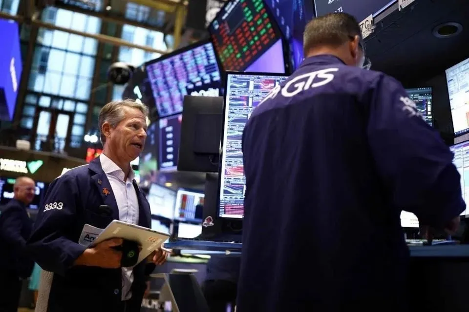 Mantienen bonos del Tesoro presión sobre mercados de EU