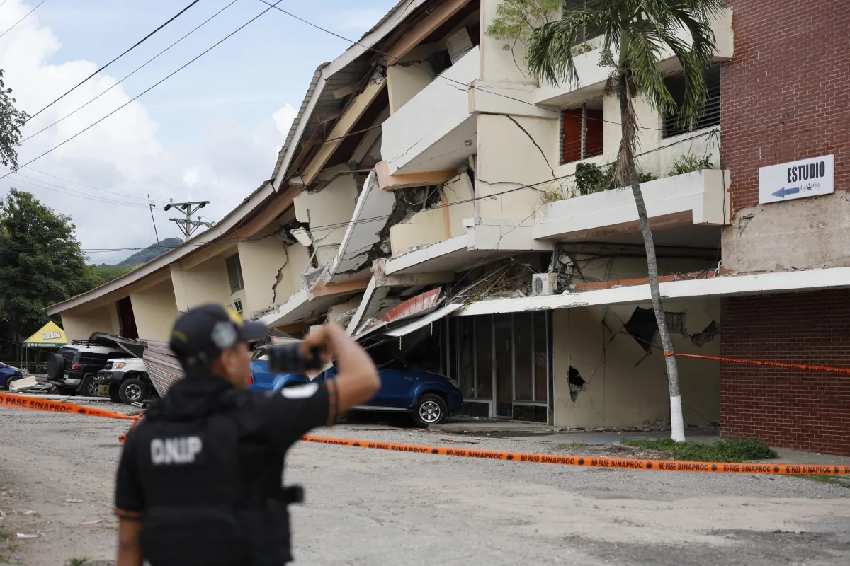 Levantan alerta de tsunami en el Pacífico, tras el sismo de 7.7 en Panamá
