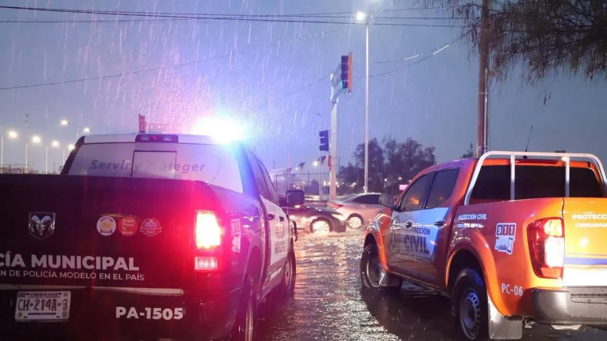 Hombre muere ahogado tras ser arrastrado por corriente de agua en Chihuahua