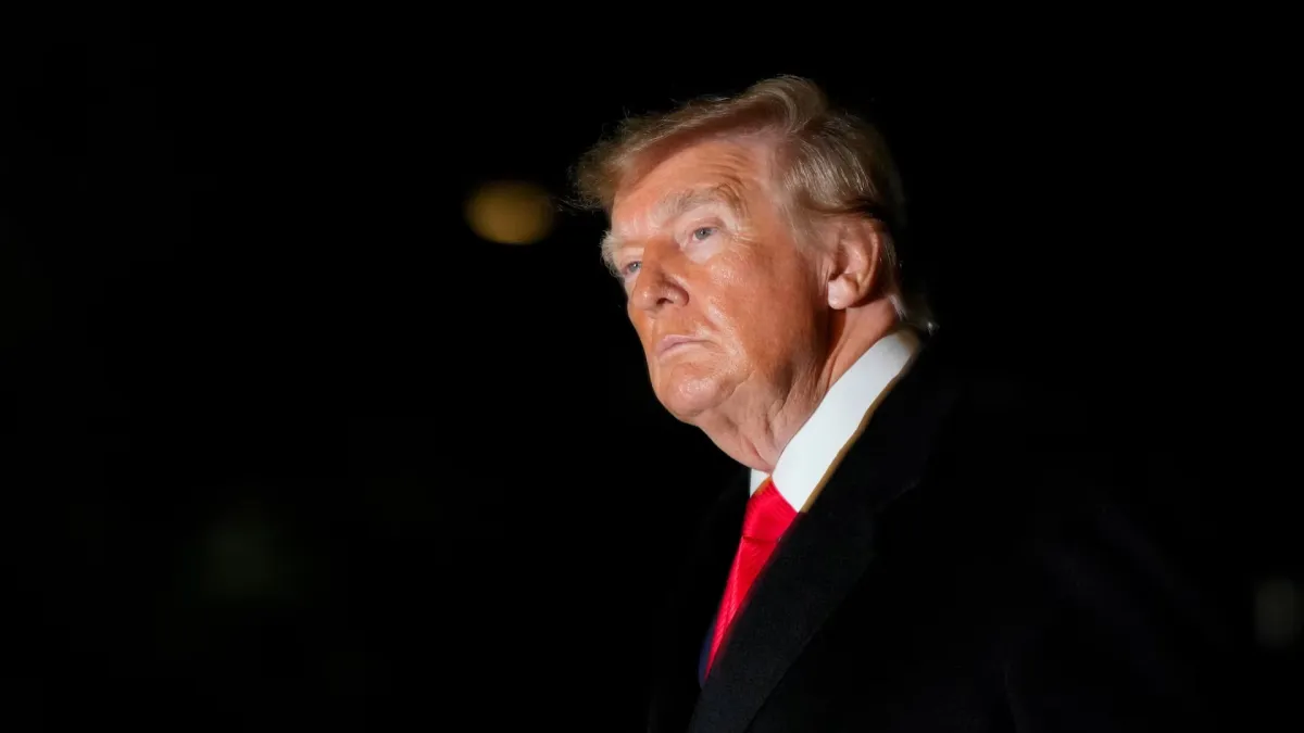 Trump vuelve a prometer cheques de 5 mil dólares para los adultos estadounidenses y ahora condiciona el pago a que los republicanos mantengan el control del Congreso