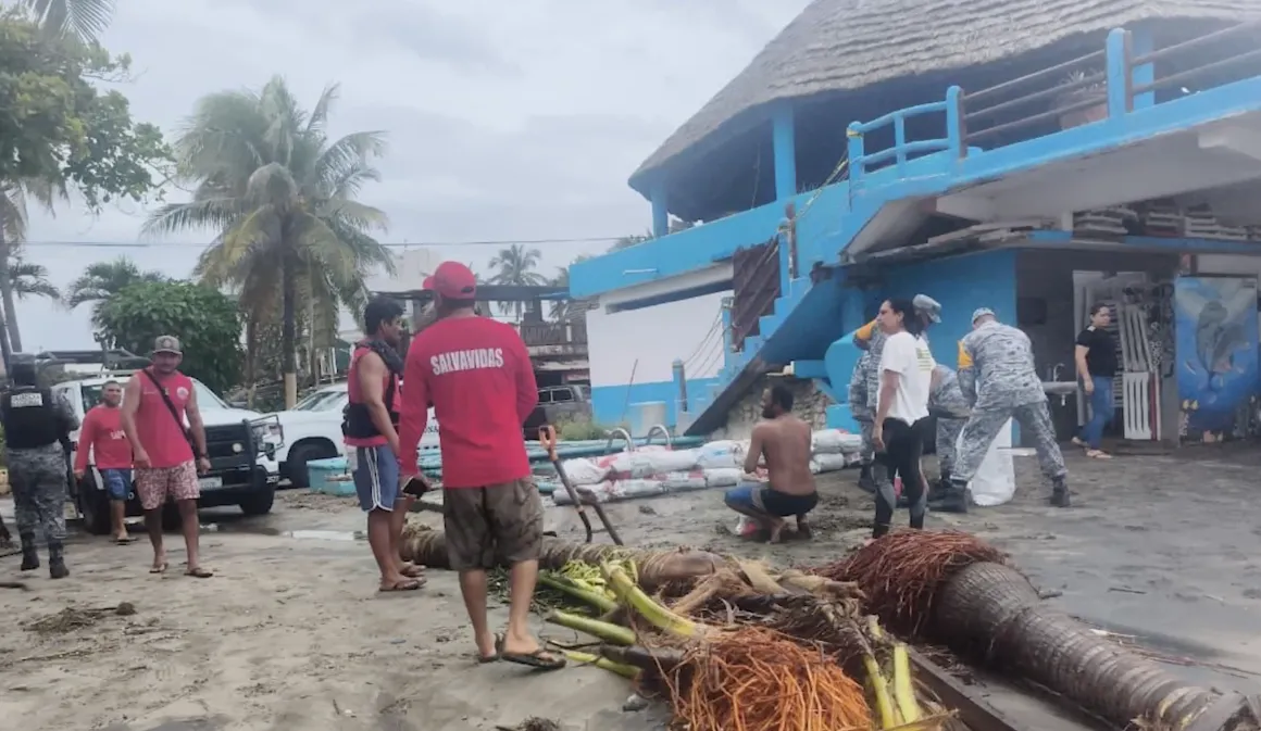 Lluvias intensas en Colima y Michoacán por huracán Trudy