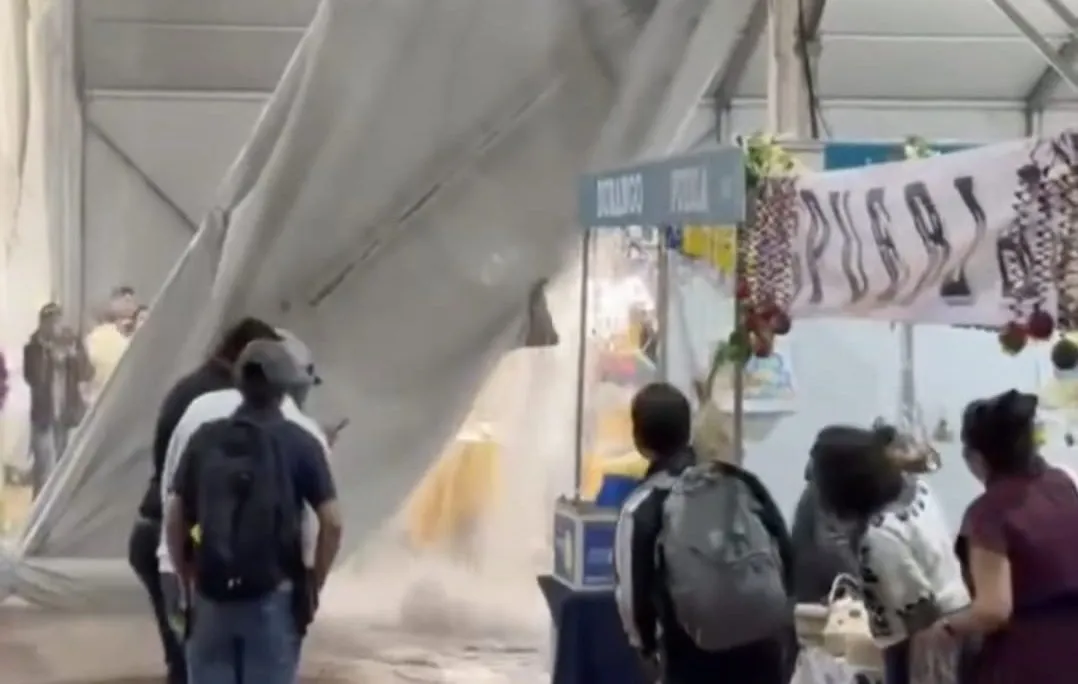 Cede lona de pabellón artesanal durante lluvia en Chapingo