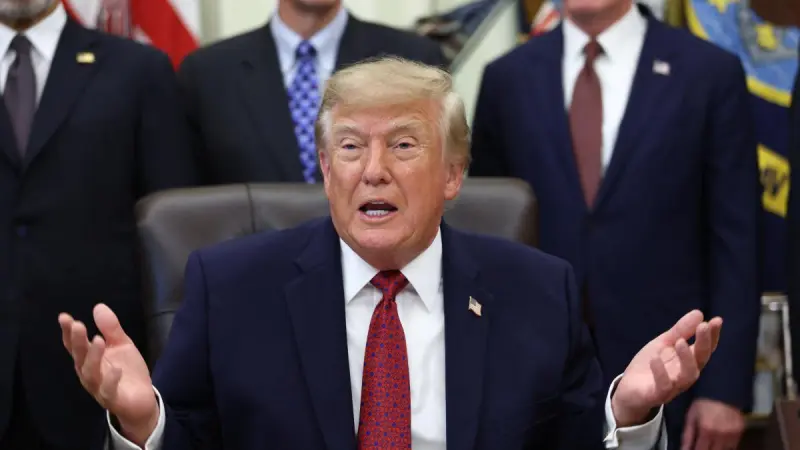 Trump propone que Irán destruya Los Ángeles y San Diego; ahi viven 5 millones de mexicanos