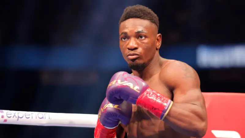 "Yo mejoro mientras él va en declive", confía Mbilli antes de su combate contra Canelo