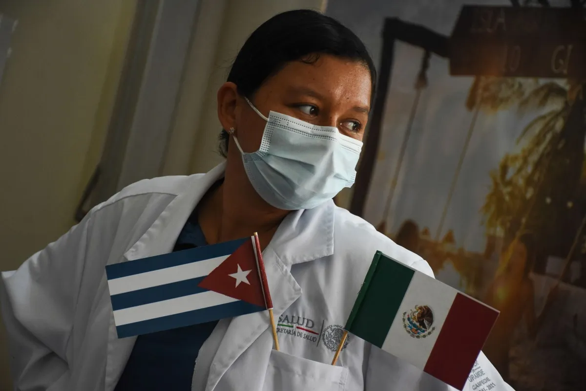 ¿México violó el T-MEC? Congresista de EU acusa trabajo forzado en la contratación de médicos cubanos