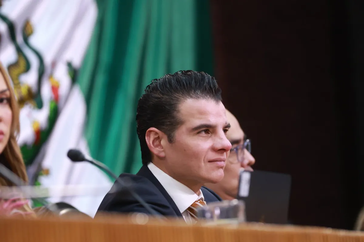 Miguel Ángel Flores responde a críticas por obras y defiende resultados del Gobierno de NL