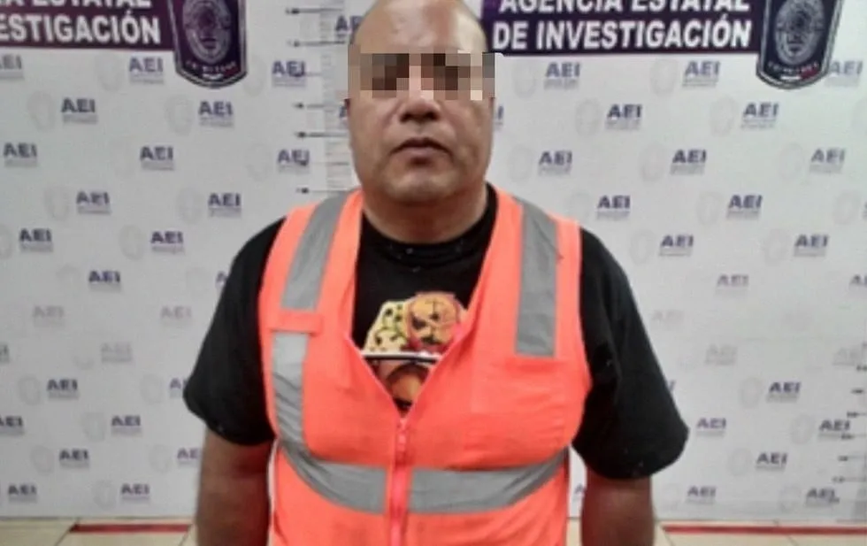 Caen tres por asalto a farmacia; uno de ellos operaba desde empresa de valores