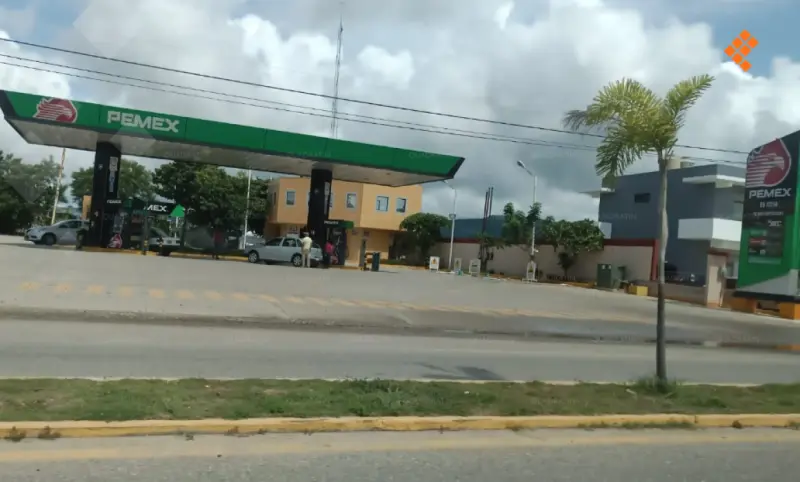 Rechaza Sheinbaum desabasto de gasolina al sur del país