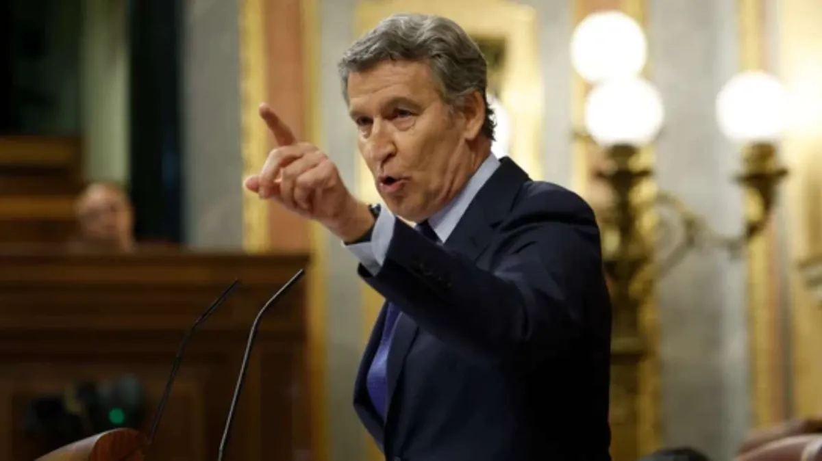 Feijóo plantea que tener pasaporte español no baste para votar: esta es su propuesta