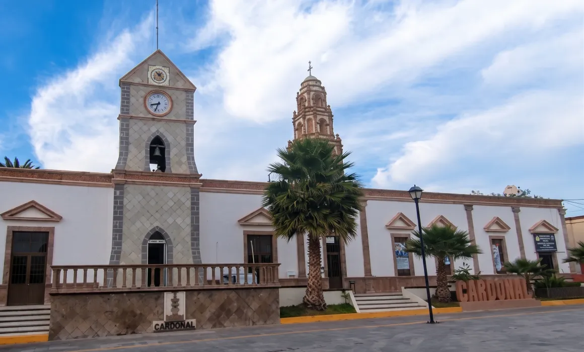 Denuncian regidoras presunto intento de frenar reforma que elimina aval previo de Cabildo en el Cardonal