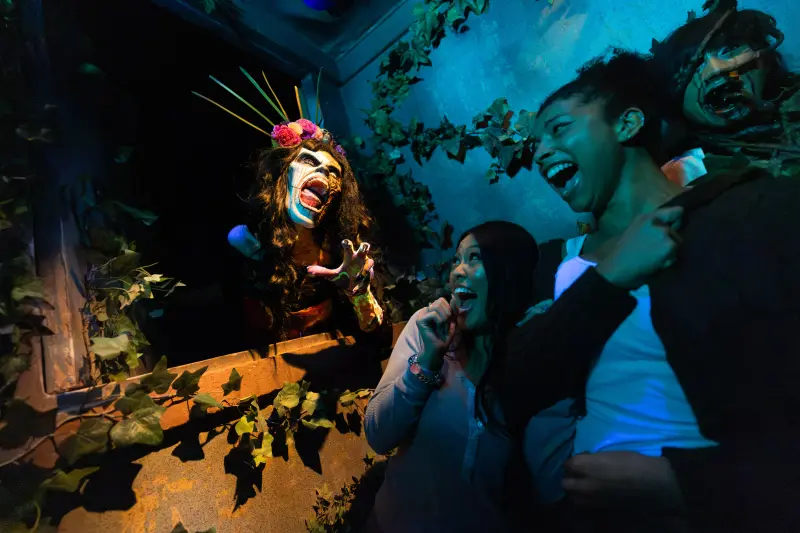 Halloween Horror Nights 2026: la experiencia de terror que tienes que vivir en Hollywood