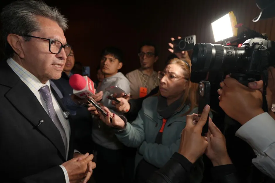 Posibles fraudes en el IMSS deben investigarse: Monreal