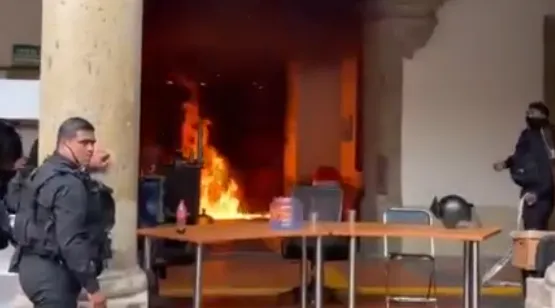 Evalúan daños en el Congreso de Jalisco tras actos vandálicos