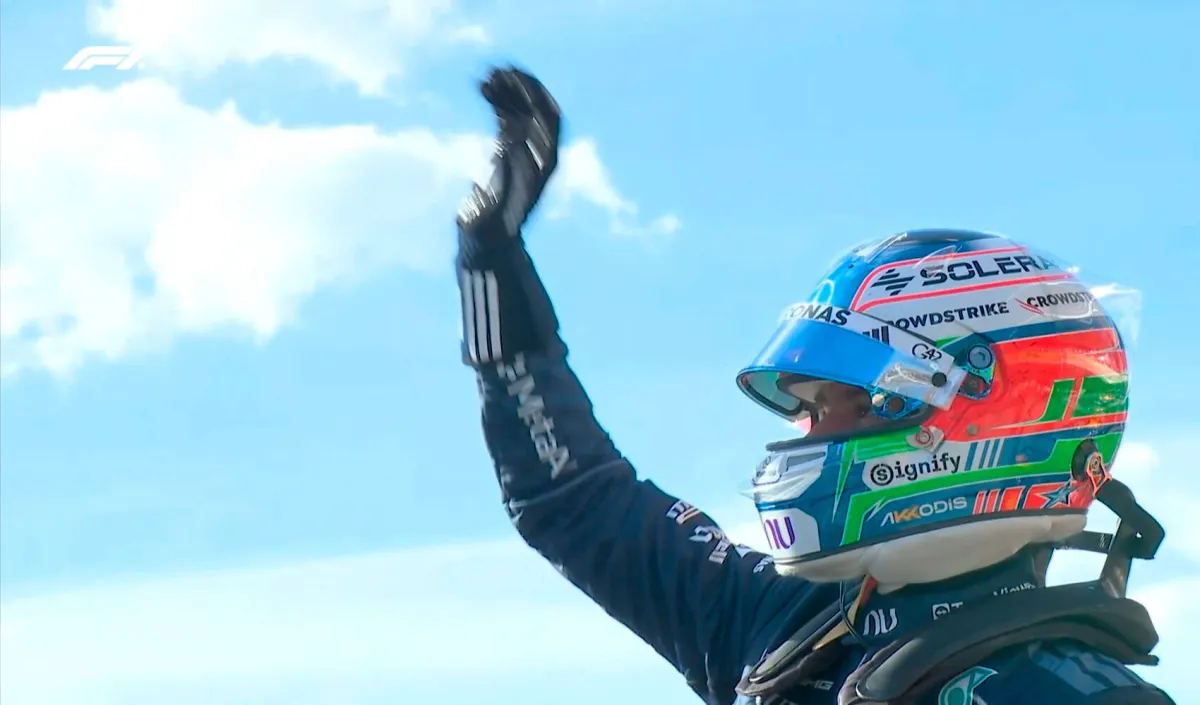 Antonelli desafía a Verstappen en Estados Unidos: pole para Mercedes