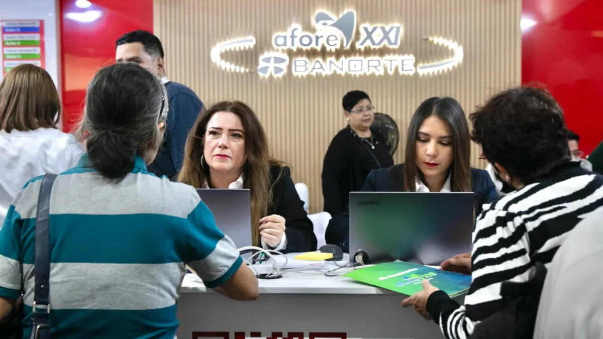 Afores obtienen más dinero vía comisiones mientras Consar vuelve a bajar la tasa de cobro para 2027