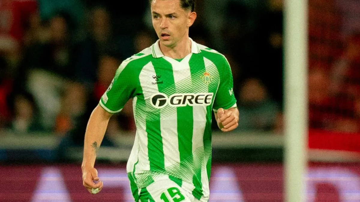 Álvaro Fidalgo, sin minutos en la victoria del Betis ante Feyenoord