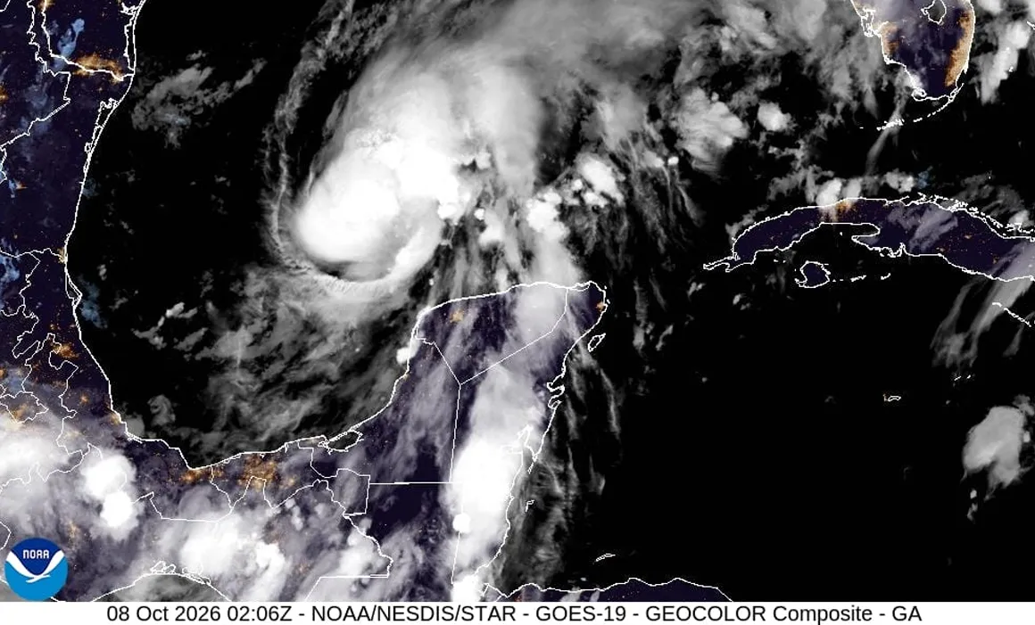 Habra cielo nublado y algunas lluvias por Isaías en Yucatán
