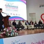 Inaugura Car Herrera el 1er Congreso Metropolitano de las Familias