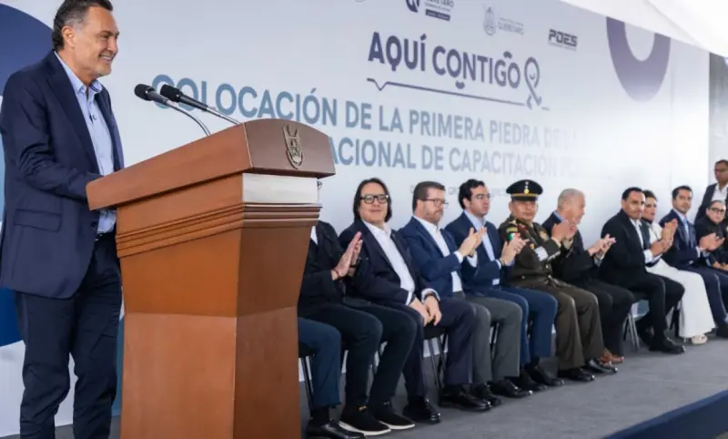 Sí hubo presencia federal en arranque de academia policial en Querétaro 