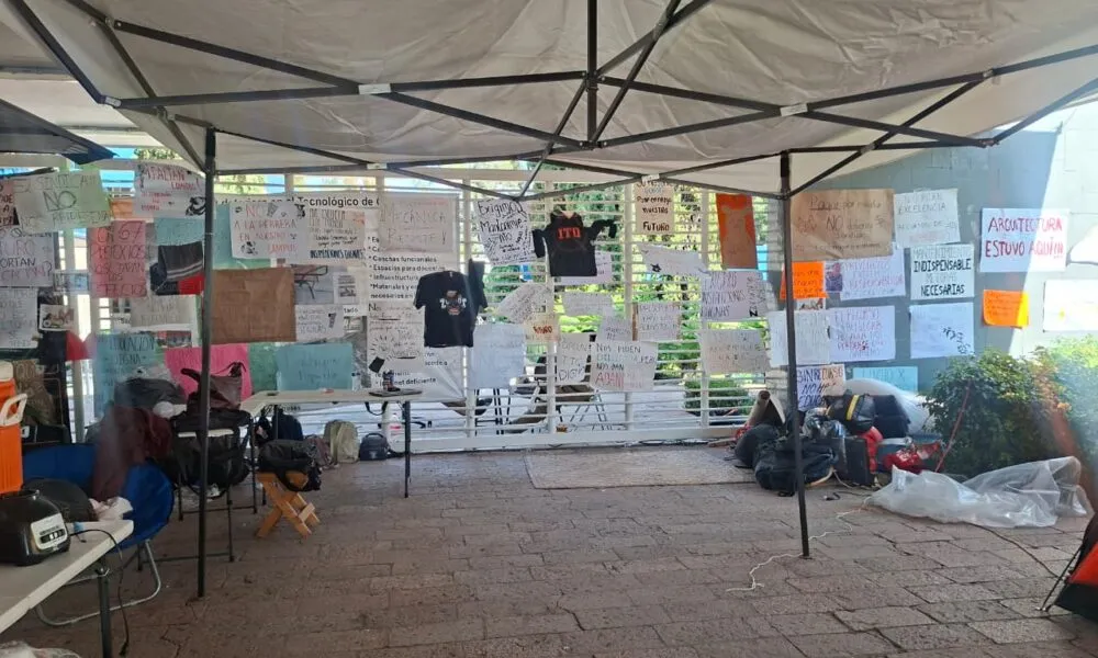 Avanzan estudiantes del ITQ en pliego petitorio; paro sin reconocimiento oficial