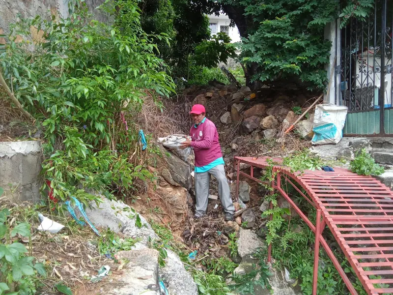 Refuerza Servicios Públicos atención a reportes en colonias de Acapulco