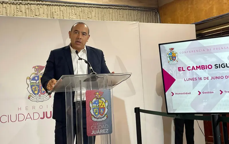 Piden licencia dos funcionarios municipales para contender por cargos federales