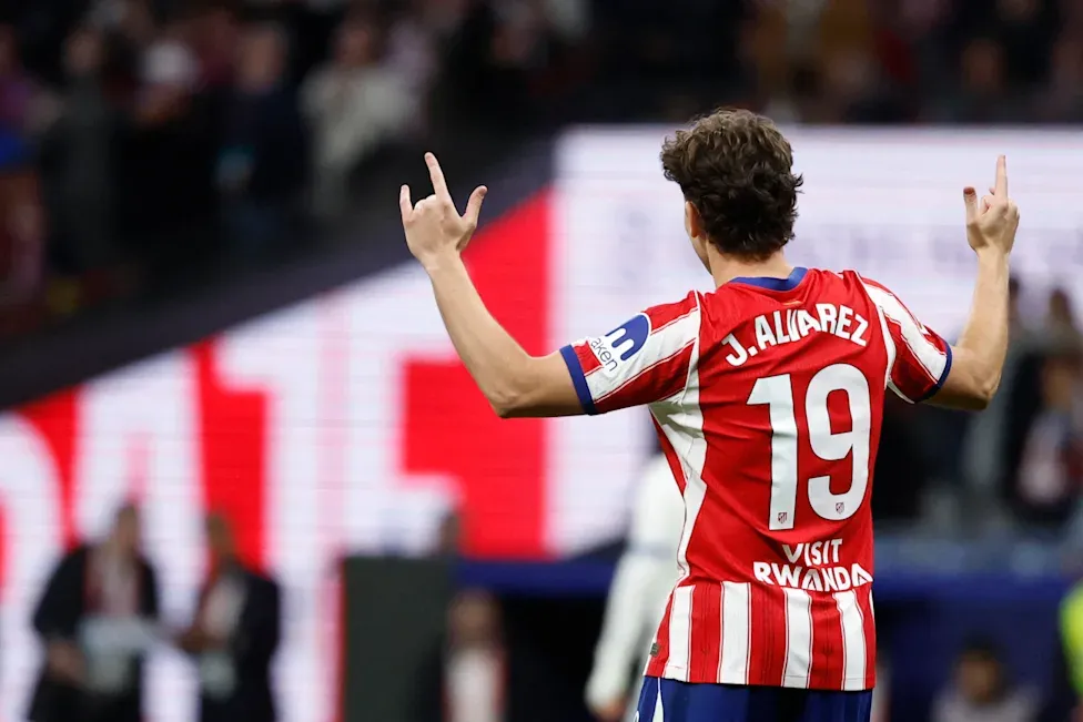 Julián Álvarez pide perdón a la afición del Atlético de Madrid