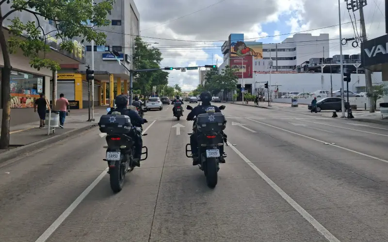 Piden reforzar revisiones de seguridad en zonas comerciales de Culiacán