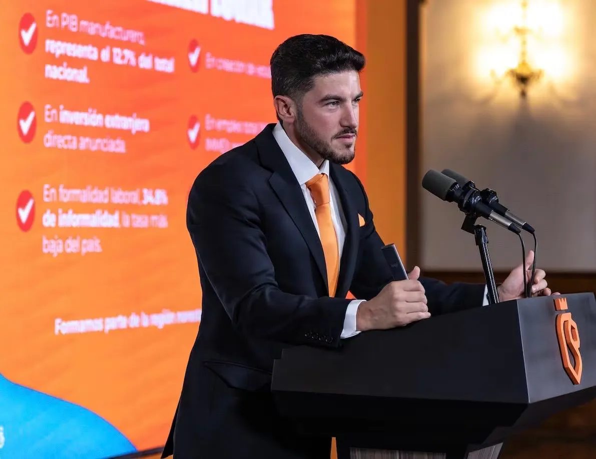 Samuel García revira acusaciones de corrupción y presume obras rumbo a su Quinto Informe