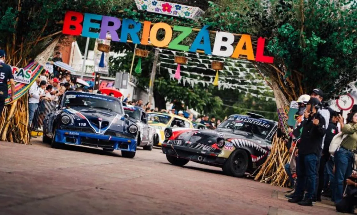 Arranca La Carrera Panamericana 2026 con 72 tripulaciones 