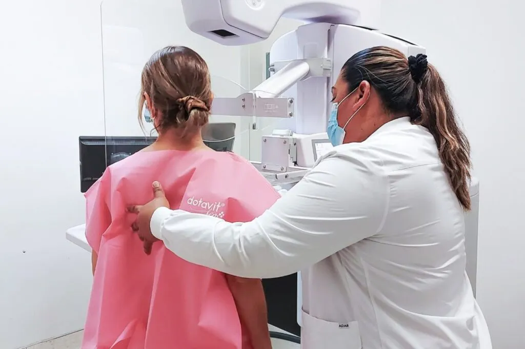 Organizan jornadas de salud y prevención del cáncer de mama en Querétaro