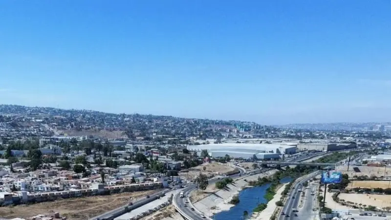 Baja California acuerda con Conagua 150 millones de pesos para la limpieza del Río Tijuana