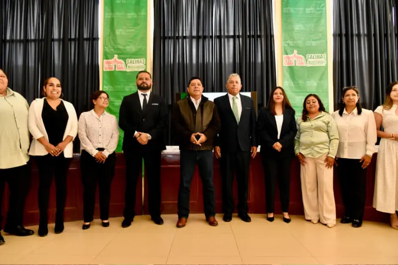 Gobierno reporta obras y programas en Salinas de Hidalgo