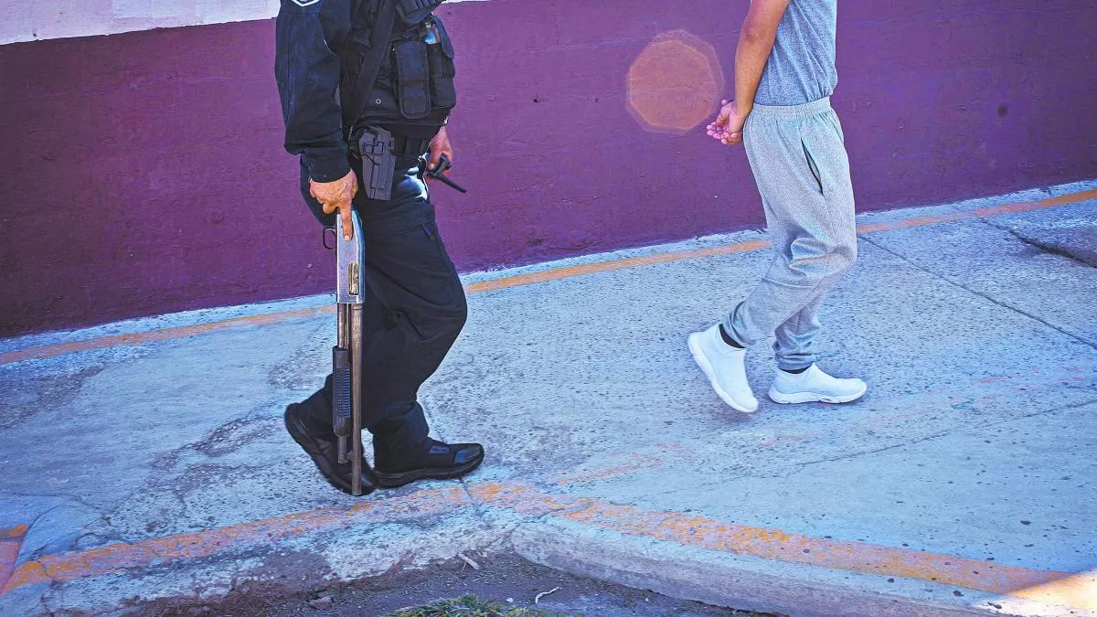 Adolescentes en conflicto con la ley : advierten fallas en su reinserción social
