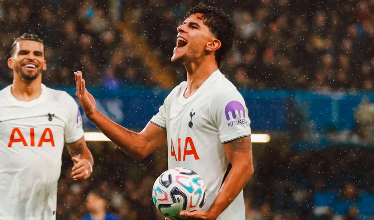 El Tottenham descubre las grietas de la "Xabineta" en Stamford Bridge